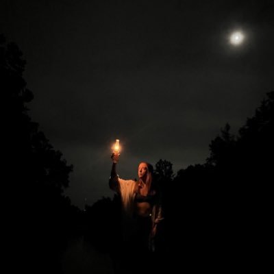 ohhayitselise's profile picture. ✨too sensitive✨she/her