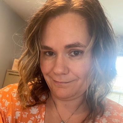 Mama, Wife, Nurse and professional fangirl. Staff writer for tv source magazine, Book reader and reviewer, book blogger I love soaps and dirty books. 🤷🏻‍♀️