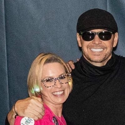jo_pohlner's profile picture. happy married for you over 20 years to my high school sweetheart, Love Donnie Wahlberg, FOREVER Blockhead, metal chick, diehard Notre Dame 🏈fan