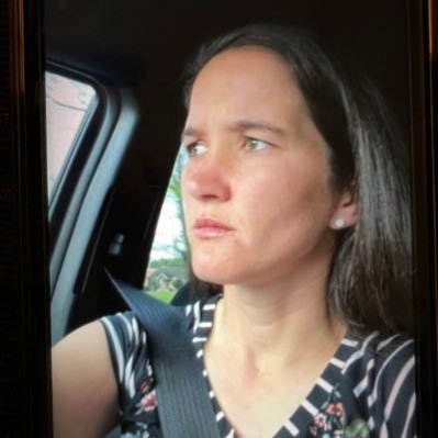 AshleyBeecher2's profile picture. 