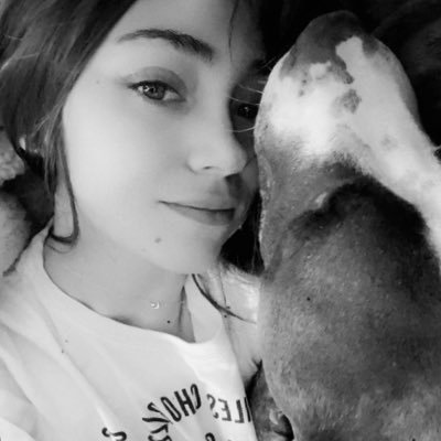 HarleighQuinn18's profile picture. be mindful with the present you are creating. does it look like the future you are hoping for? 🌪