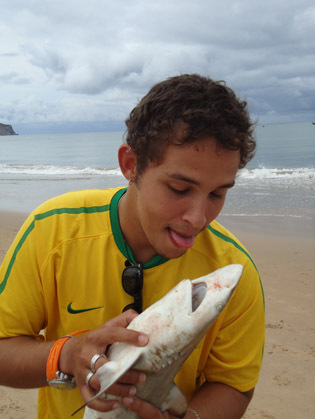 luizofigueiredo's profile picture. Publicitário, trabalha com atendimento e planejamento. Por paixão e diversão, é também fotógrafo. Torce para o Náutico, é devoto de São Jorge e anda de skate.