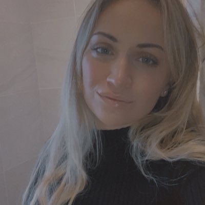 nicolekhloee's profile picture. #FuckPoliteness