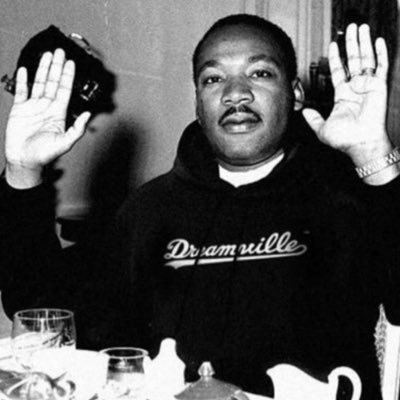 ayomymanz's profile picture. I just be talking but I don’t be lying 👀