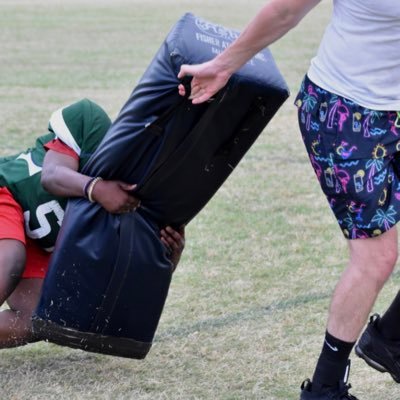 MichaelIjomor's profile picture. My name is Michael and my goal is to go d1 and officially make it to the NFL I am going to southeast Raleigh high school and i am a qb class of 2026⭐️