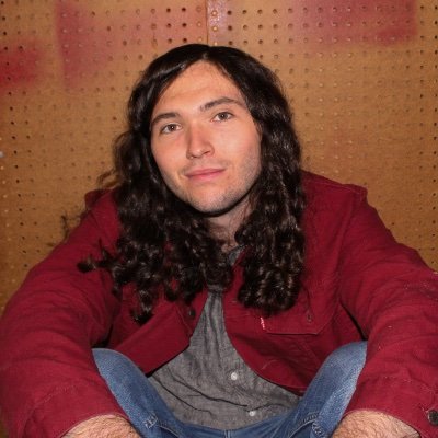 Singer/Songwriter
The long lost emo Beatle
Boston📍
Frank out now⬇️