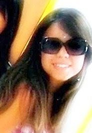 Não viva de aparências, elas mudam. Não viva de mentiras, elas são descobertas. Não viva pelos outros, viva por você.