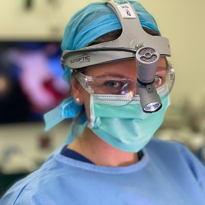 General Surgery Trainee | Colorectal Robotics and Surgical Robotics Education Research
Talk to me about: training design in multiplatform robotic education