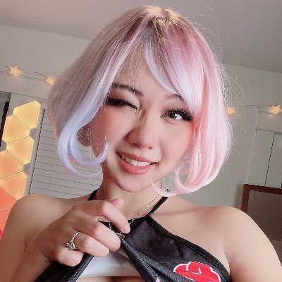 SugarCookiesT's profile picture. Fan account, don't freak out, sheessh...