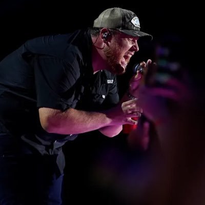 Luke Combs Updates - Fan Account