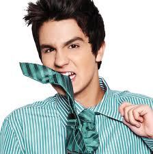 sou o Luan Santana oficial não aceite imitações