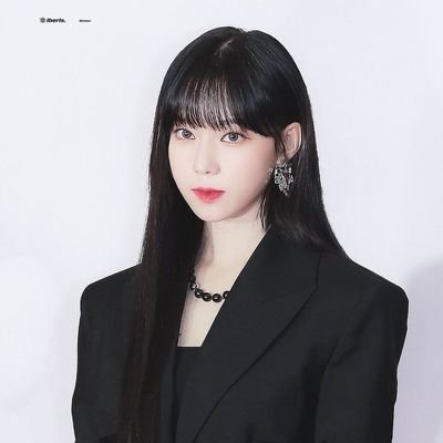 obsidiankim_'s profile picture. Flactere si nequeo superos, acheronta movebo.