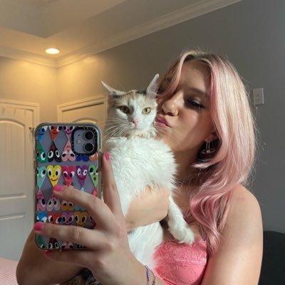 svetlanaearls's profile picture. 🌸ꗥ～ꗥ🌸 𝐩𝐞𝐞𝐩𝐞𝐞𝐩𝐨𝐨𝐩𝐨𝐨 𝐞𝐧𝐭𝐡𝐮𝐬𝐢𝐚𝐬𝐭 🌸ꗥ～ꗥ🌸