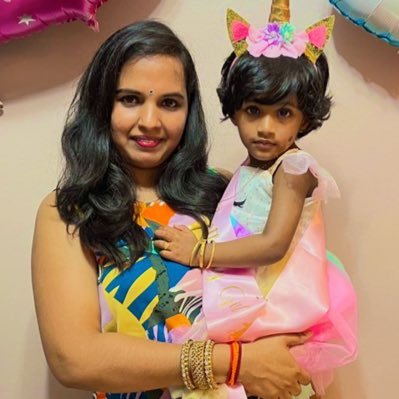 I'm Youtuber (Filmies)🇲🇾
🧘🏻♀️ Yoga
🤩 Unique
💯 Family Lover
😍 Filmy React SHA
🌹My Daughter Is My Soul
🎉Achieved Creator Silver Play Button Award 🏆