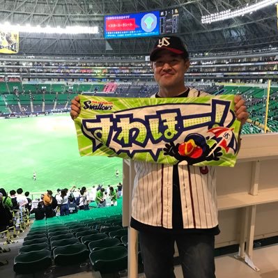 沖縄県🏖 東京ヤクルトスワローズ☂️ 琉球ゴールデンキングス🏀 両球団の監督・コーチ・選手・スタッフを誹謗中傷 する方はごめんなさい🙏前向きなプラス思考なコメントは元気もらえます💪 ユタシクです🎋