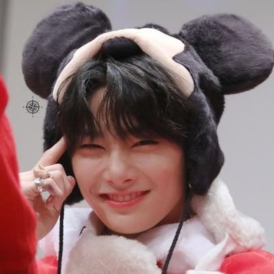 💜🇰🇷💜❤️🇰🇷🖤
❤️🇰🇷❤️💕🇰🇷💕
