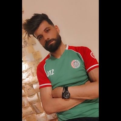 انا مولود في عام النكبة من برج الثورة 🔥امي اسمها فلسطين 🇵🇸✌🏻وبلادي قلوب كل المظلومين ❤️✌🏻
قدمي في الحكومات في البدء والنصف والخاتمة