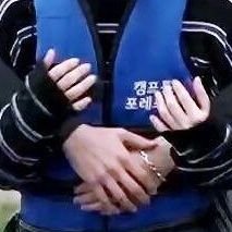 completeme_JKJM's profile picture. 🐰🐥強火❤️‍🔥溺愛垢😍👉👈🥞🐾🌞🌜🖤🤍表垢の相互さん🥰できれば、鍵垢の方と繋がりたいです😚【DM必須💌フォロリクのみ❌🙏】勝手ながら、承認できない場合もございます🥲申し訳ありません🙏#グクミン #グミ #Jikook #kookmin💜表垢@_shino_moon💕🐥💕