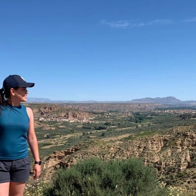 🌌Amante de la vida🌄 , 🛵el mundo del motor 🚘, 📱la tecnología💻, lectura📖, 🎧música🎼, 🚵🏿deporte⚽️ y 🛫me encanta viajar 🌎