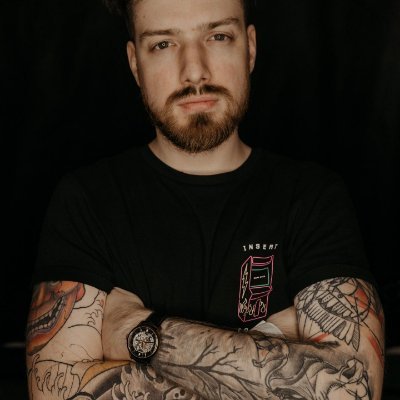 Sphexxai's profile picture. 👾 💻Project manager 🎙CS:GO caster 🥊Fighter