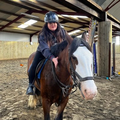 Mum to #Astronaut_Hayden | Feat writer @AstronomyIRL | Presenter on Anglo-Irish Astro Geeks (https://t.co/fcWH4n7aji) when not doing this you’ll find me at the stables🐴