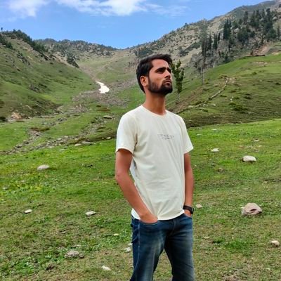 Student At The Department Of Computer Science, University of Kashmir || Lifelong
Learner, Explorer, Evolver ||
KeepEvolving ||

instagram: @the_evolver_