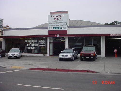 Local Berkeley Auto body shop family owned and operated offering true customer service and guarantee on all our work