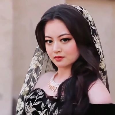 Titahkesumaward's profile picture. Iam single