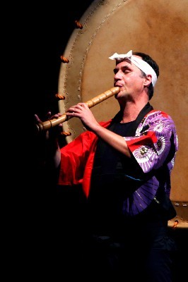 Marco Lienhard is director of Taikoza a NYC based professional Taiko group ; professional shakuhachi, Fue and taiko player. Classes, workshops. Ex lead Ondekoza