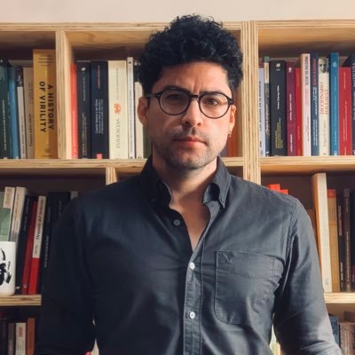 sin_enfasis's profile picture. Historiador y andinista. Humano de Simone y Patrón.