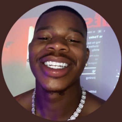 guccithirdlegg Profile Picture