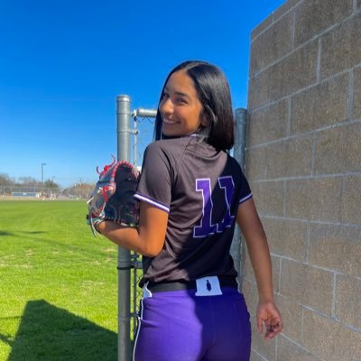 University High School | ‘24 | 5’7 | corner infield | second base | left outfielder | e-mail : alyana.salazar@yahoo.com