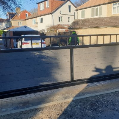 Electric gate and railing installers