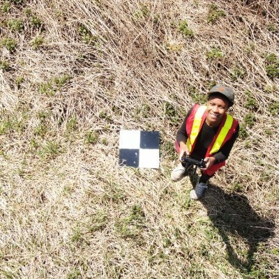 Drone Pilot specializing in environmental monitoring and management of impacts on the ground.