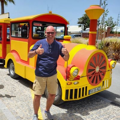 SteveMLewis's profile picture. Love travelling, photography, food, drink, cooking. One Life.... Live It !!!