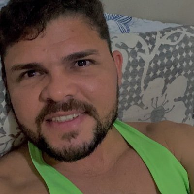 “ Ser grato a Deus por todas as coisas e humildade sempre. Respeitar as opiniões e agir com razão. Toda via, somos aprendizes contínuos, na história da vida.”