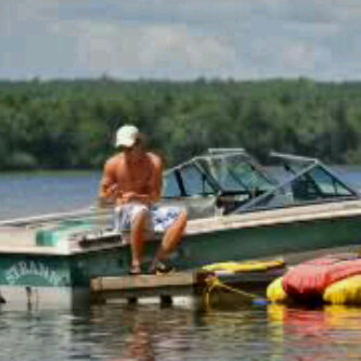 dannyboy16s's profile picture. I am a paramedic, Jesus is my life then my beautiful wife, Montreal Canadians is my team, acoustic folk is what I play and the beach is where I live.