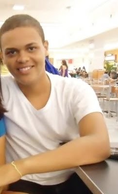Dê valor as pessoas enquanto elas estão por perto. Saudade não será motivo suficiente para que elas voltem.