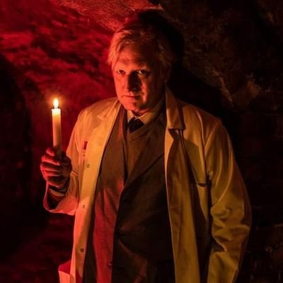 Mostly random geeky stuff. A grumble about trains and the odd bit of horror film podcasting with @verybrithorror