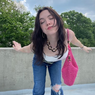 it’s manifestation szn | about to go to college and maybe figure out my life- I make tiktoks?? https://t.co/bWQtheT919