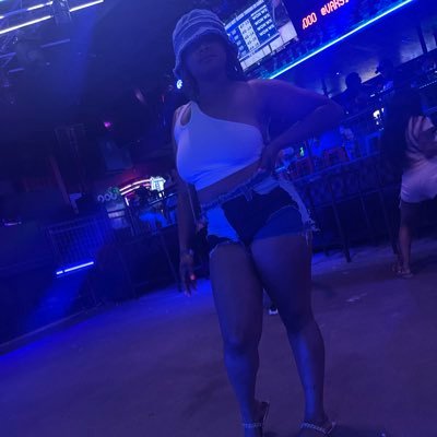 Keyera_Khalil's profile picture. Hairstylist, Braider, Scalp Masseuse, Entrepreneur, Specializing in knotless and Feed-In Styles Dm To Book💁🏽‍♀️