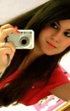 ∞ Eu que vivo com α cαbeçα nα luα, com músicα no ouvido e corαção nα bocα :)