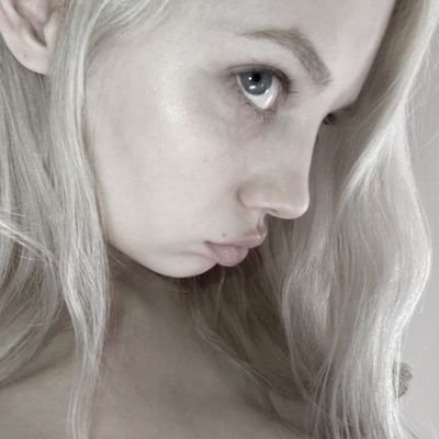 tumblrexic's profile picture. ⁺ ‧ ♡ ˚ ｡ ⁺♱˚ disordered princess ˚♱⁺ ｡˚ ♡ ‧ ⁺