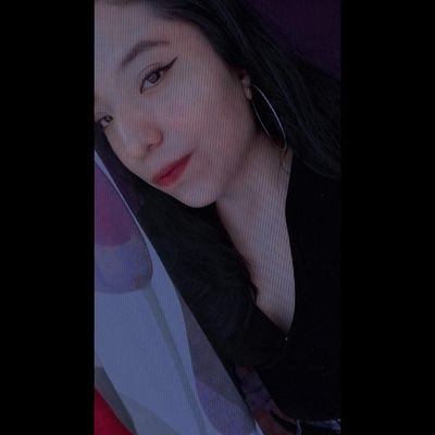 ItzelDiceCoder's profile picture. 🍟🫀