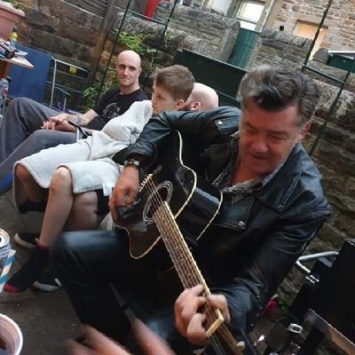 Geoffre06101346's profile picture. I like to sing n play my guitar 🎸