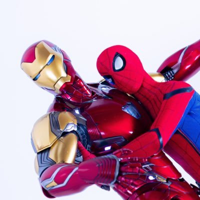 気ままにフィギュアの写真(#オモ写)、フィギュアのリペイント、ジオラマ製作等やっております。