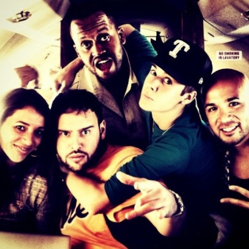 theefakeblake's profile picture. Sorry ladies. I'm taken. I love you. 9.8.11