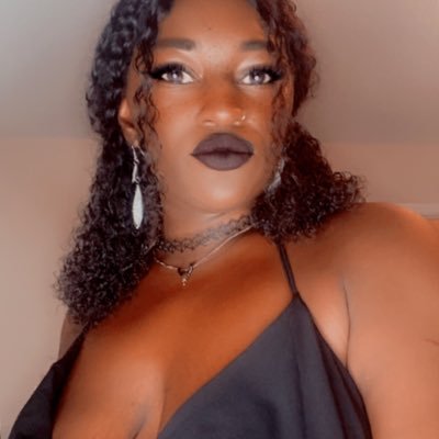 Yur_Evil_Truth's profile picture. ProudMommyx2✌ College Student