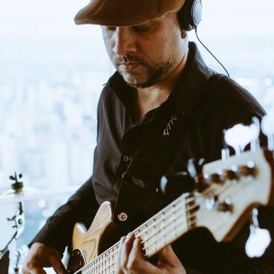 Ivan88584209's profile picture. Baixista Sidney Magal
🎸Sideman