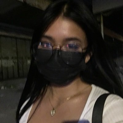 Danniyuh's profile picture. not a secret just not your business 😙🌹insta; @Danniyuh